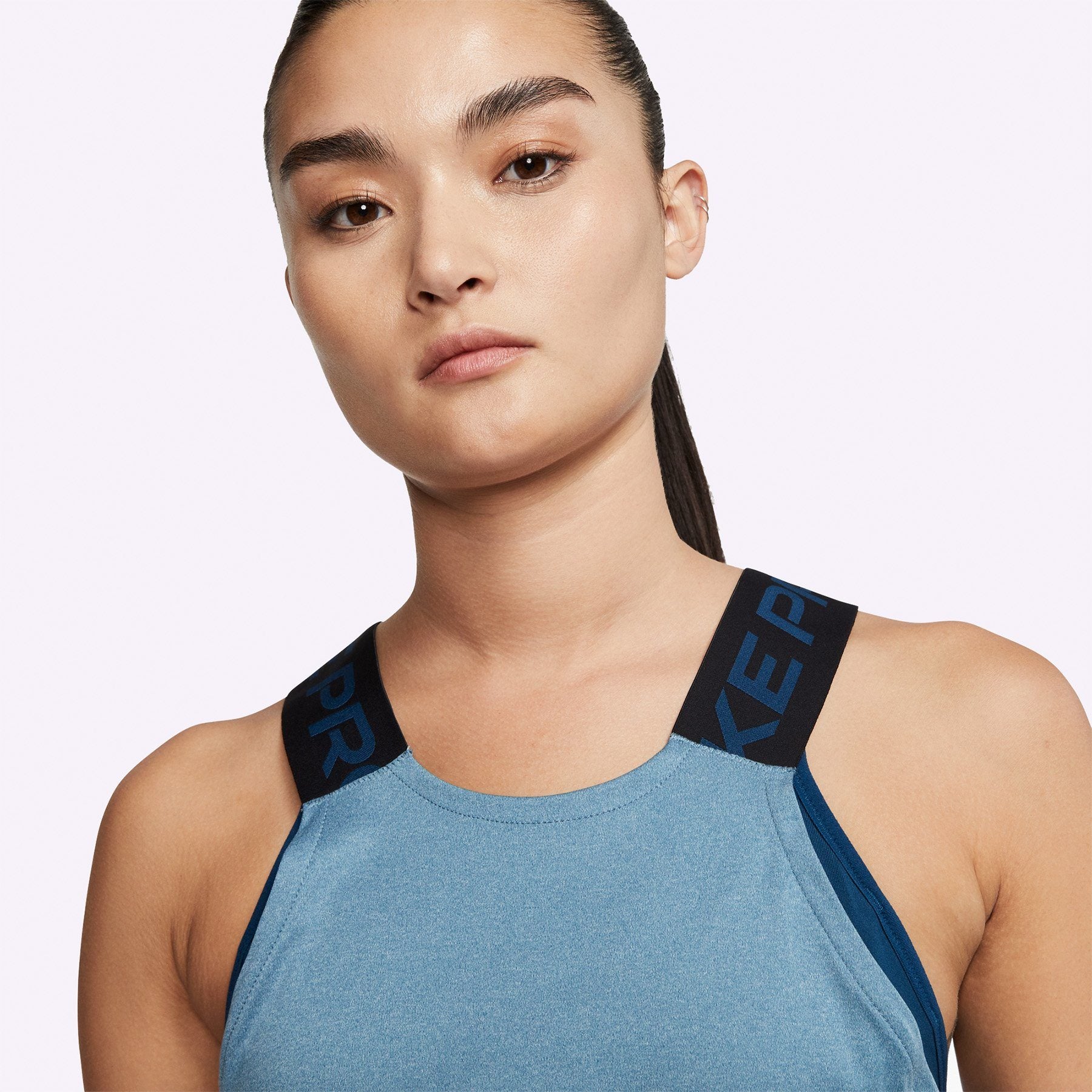 Nike Women's Sports Bra 100% Nylon Blend Training AJ4047 Blue