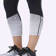 Load image into Gallery viewer, Reebok - Women&#39;s CrossFit Lux Fade 3/4 Tights - Black
